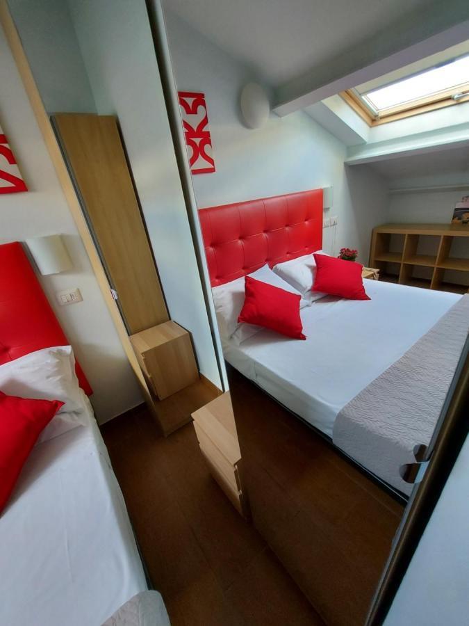 Hotel Senza Pensieri ริชโชเน ภายนอก รูปภาพ